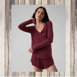 NWT Athleta Nighttime Bliss Sleep Top Burgundy Sz. L